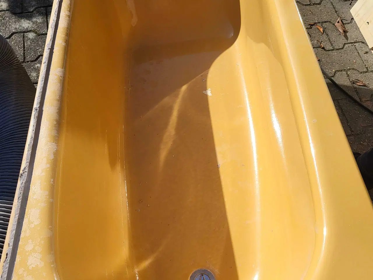 Billede 1 - Badekar karryfarvet