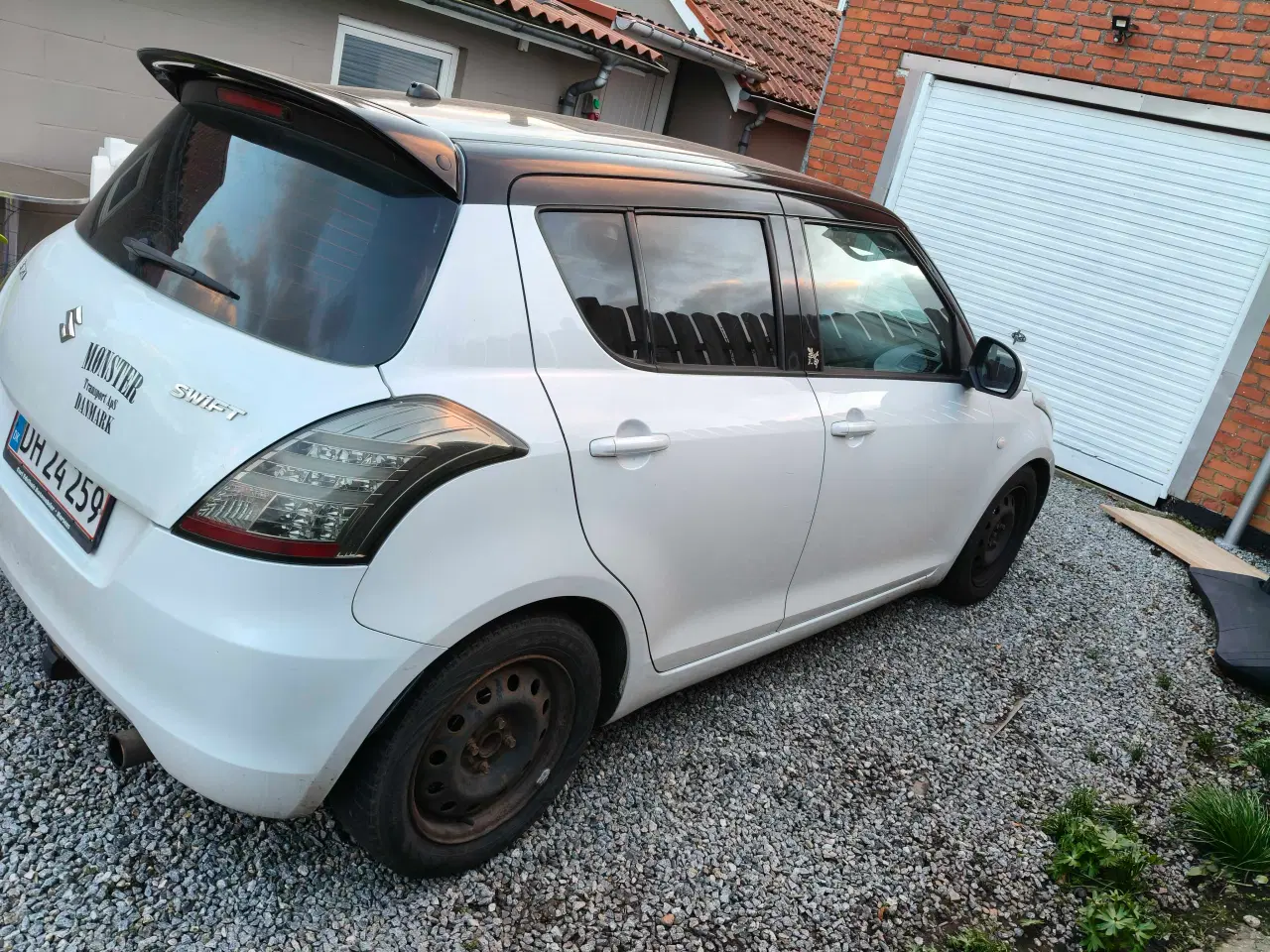 Billede 7 - Velholdt suzuki swift  2012 