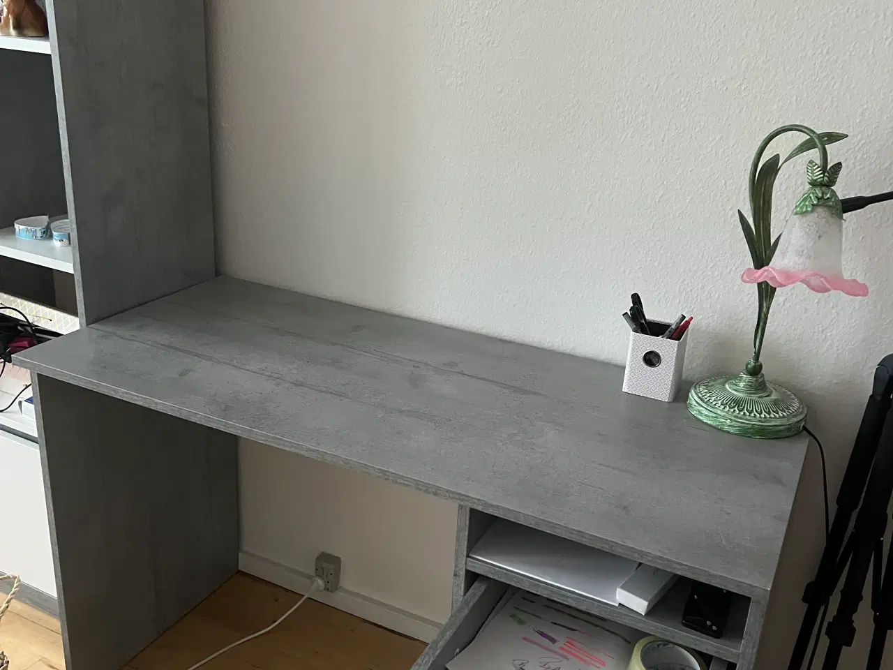 Billede 5 - Skrivebord 
