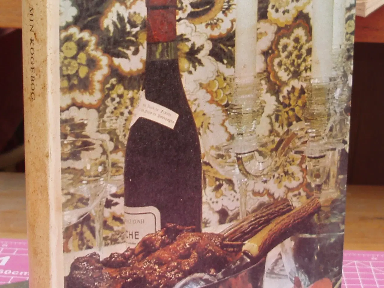 Billede 1 - Min Kogebog af Bodil M. Begtrup