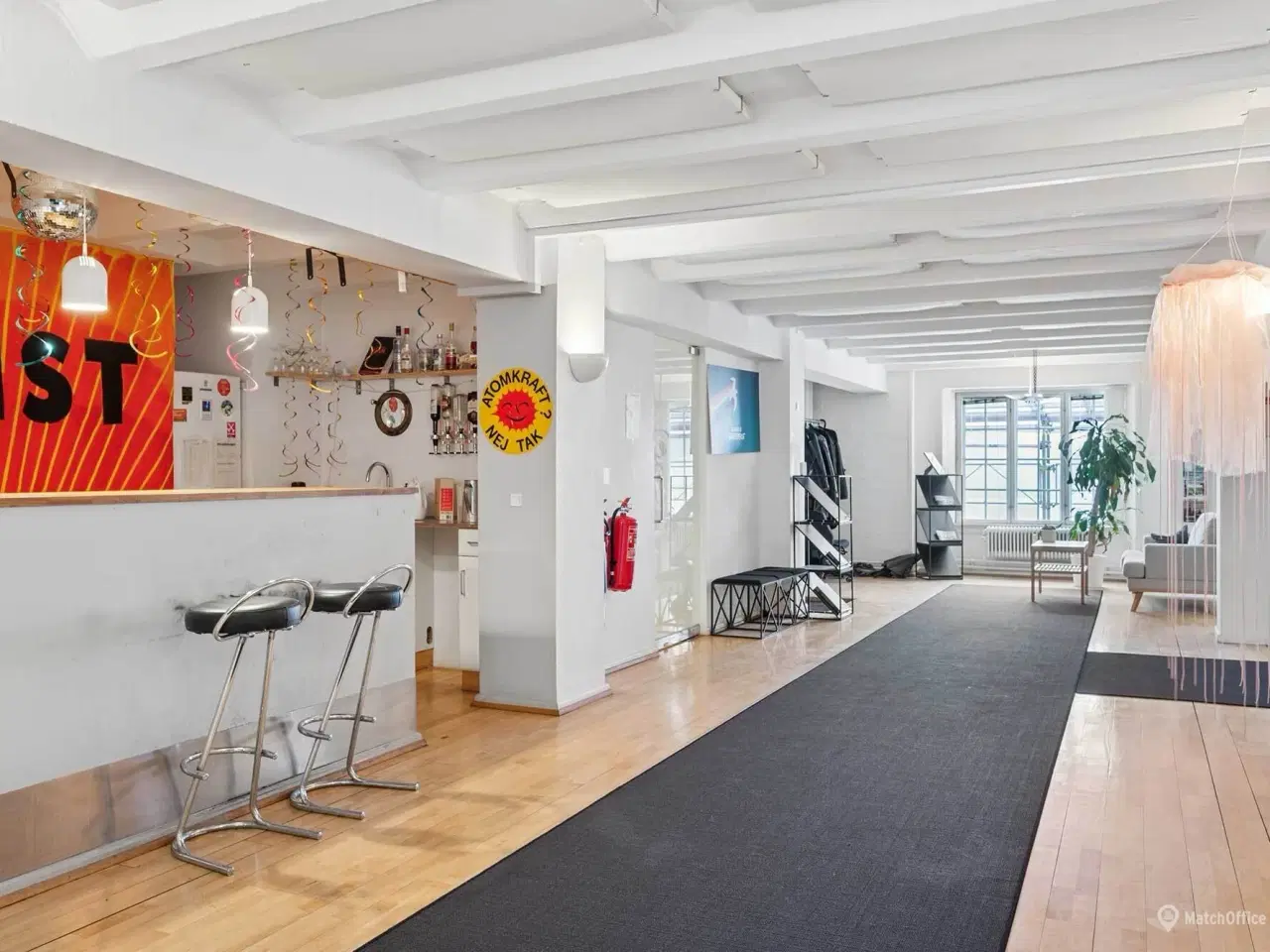 Billede 2 - Kontorlejemål med rå detaljer og moderne faciliteter - tæt på Islands Brygge metrostation.