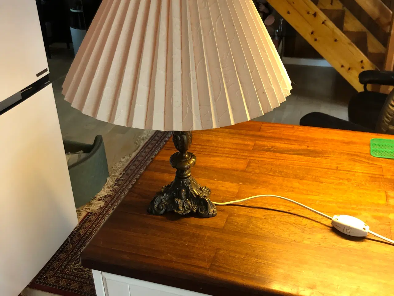 Billede 1 - Bordlampe diskometal