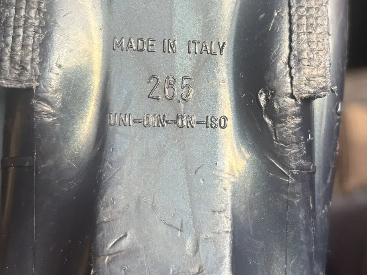 Billede 9 - Alpin Carving ski + stave og støvler