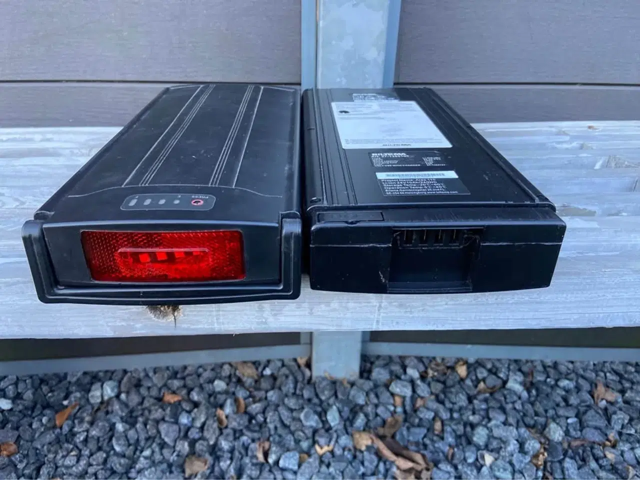 Billede 5 - defekt batteri, prisen er pr. Stk.