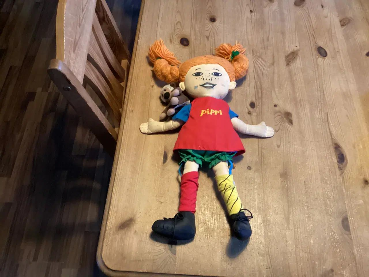 Billede 13 - Pippi Langstrømpe Spil, Bøger, Bamser, Sengetøj.