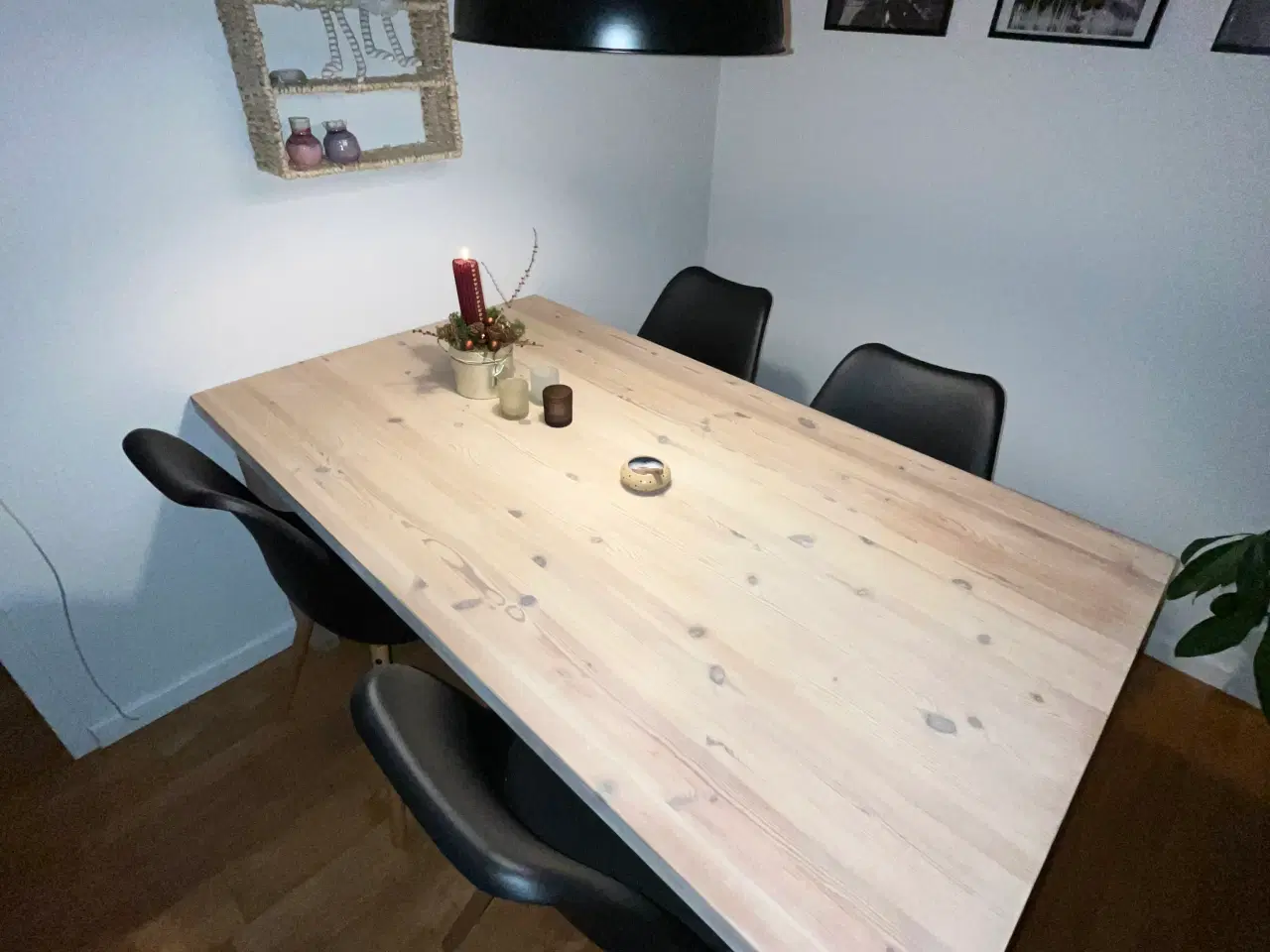 Billede 1 - Spisebord af egetræ