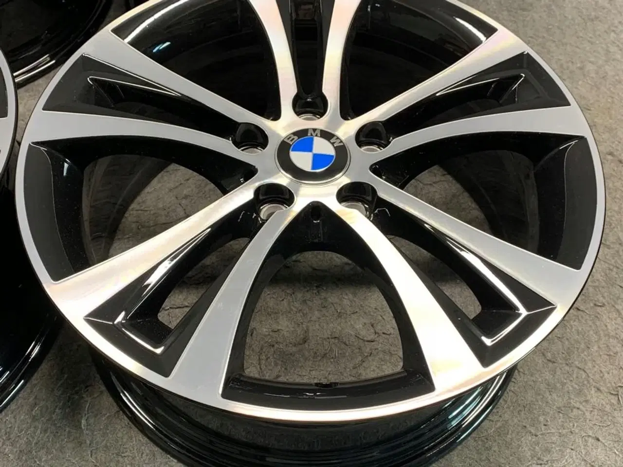 Billede 3 - FÆLGE BMW 1 OE F20 F21 F22 384 7,5J og 8Jx18"5x120