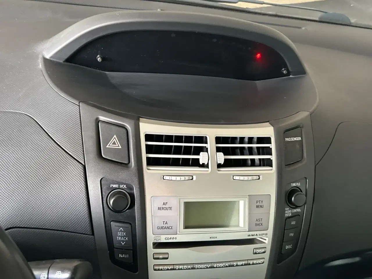 Billede 12 - Toyota Yaris 1,3 Luna M/M
