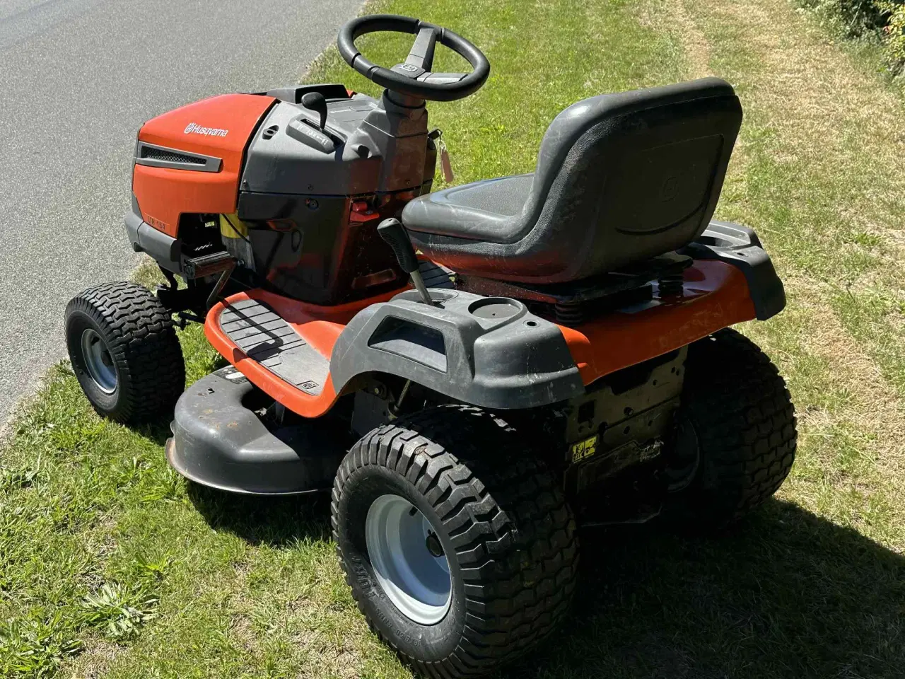 Billede 3 - HUSQVARNA LTH154 2013 hydrostatic
