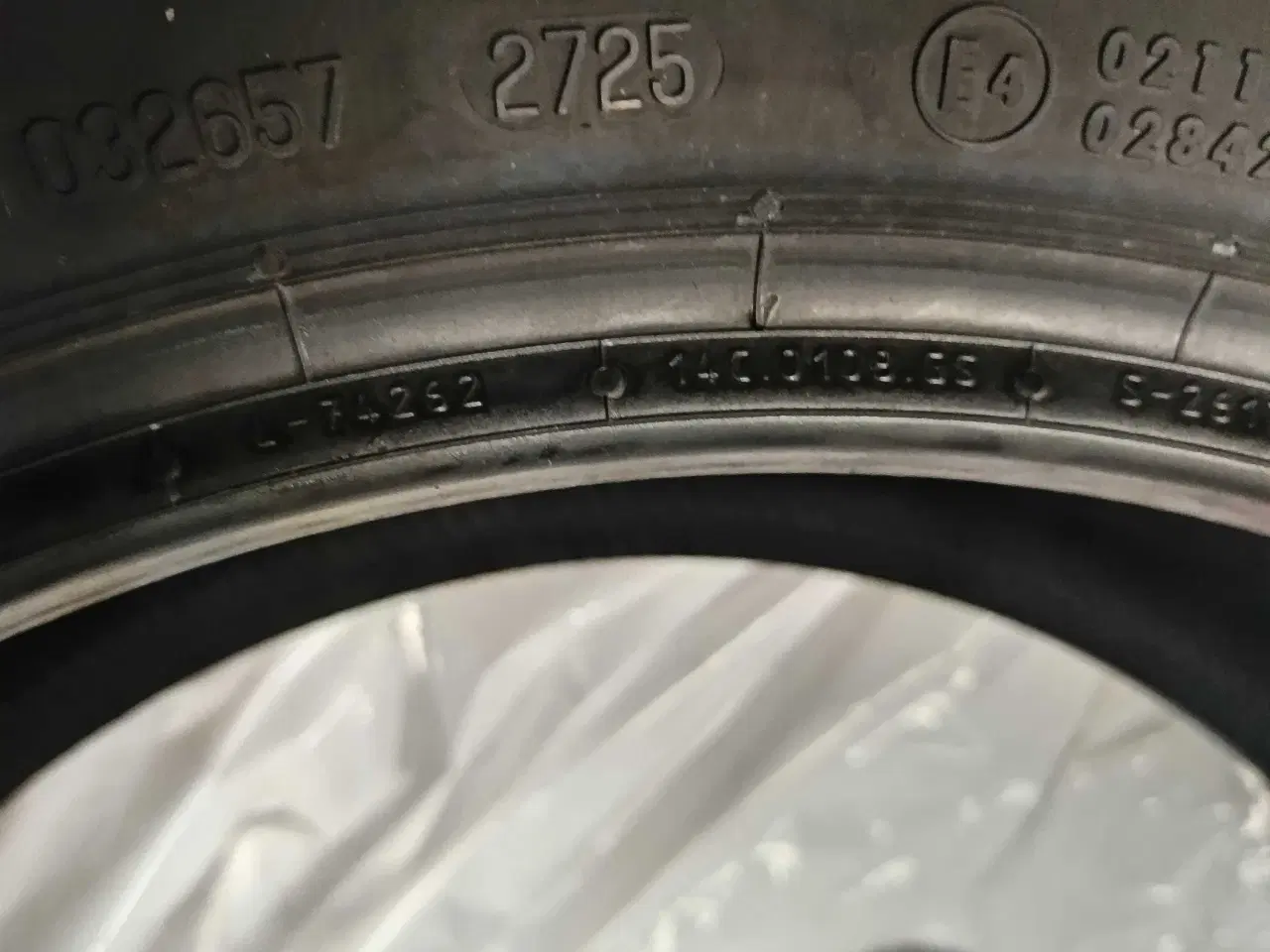 Billede 4 - Continental. dæk/215x55x17