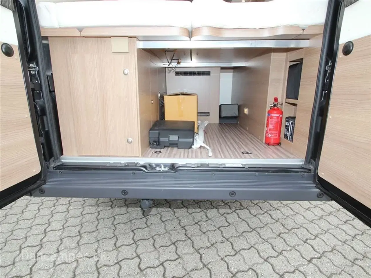 Billede 4 - 2019 - Carthago van 640 LE Chaming Carthago Charming, Luksusvan godt udstyret - Enkeltsengsmodel. 150Hk Automatgear - Solcelle - inverter mm.