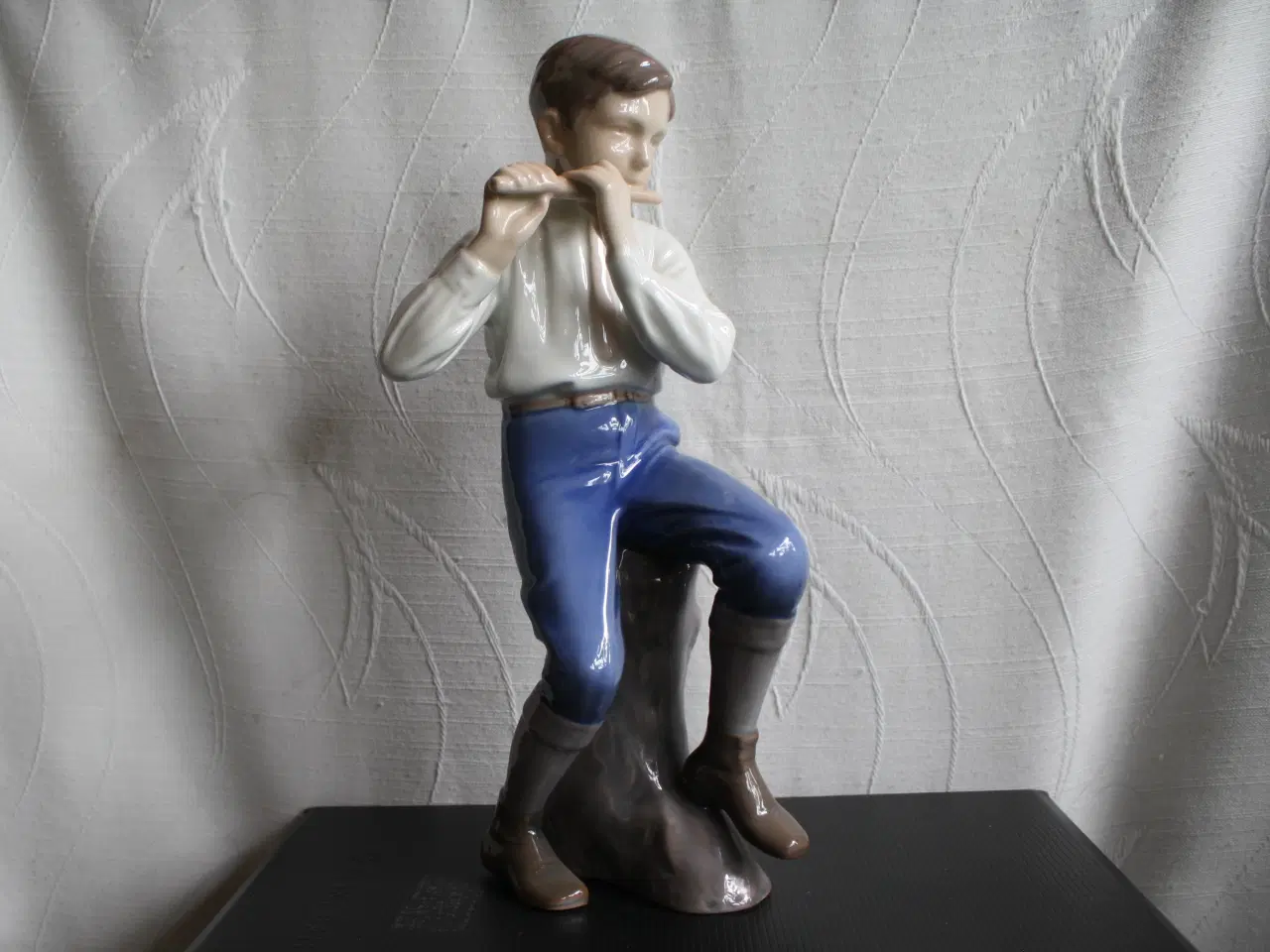 Billede 2 - Fløjtespiller, figur fra Bing og Grøndahl