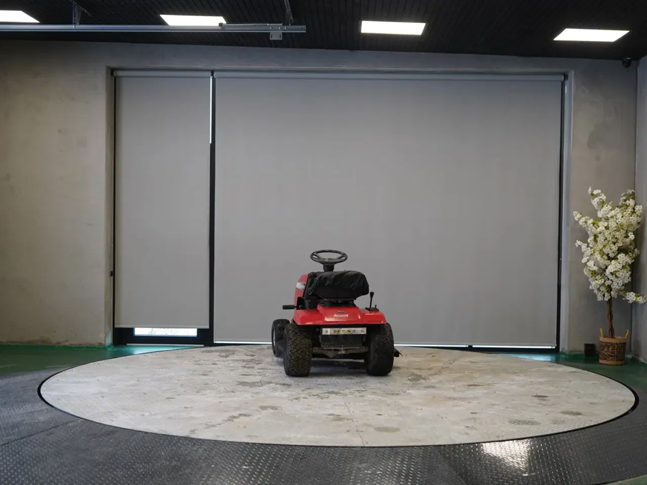 Billede 4 - Jonsered LR13 havetraktor – ABSOLUT BORTSALG!