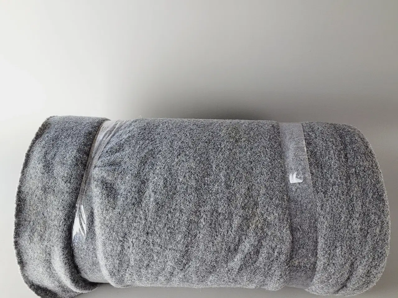 Billede 7 - ⭐️· Kæmpe Rulle Tyk Grå Filt