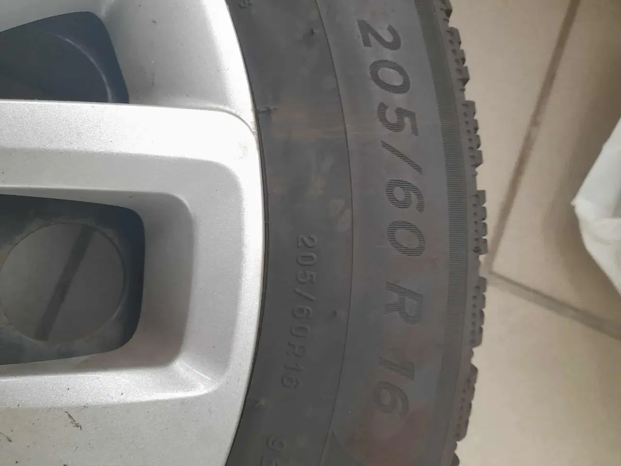 Billede 2 - Sommerdæk  Michelin 2 stk 