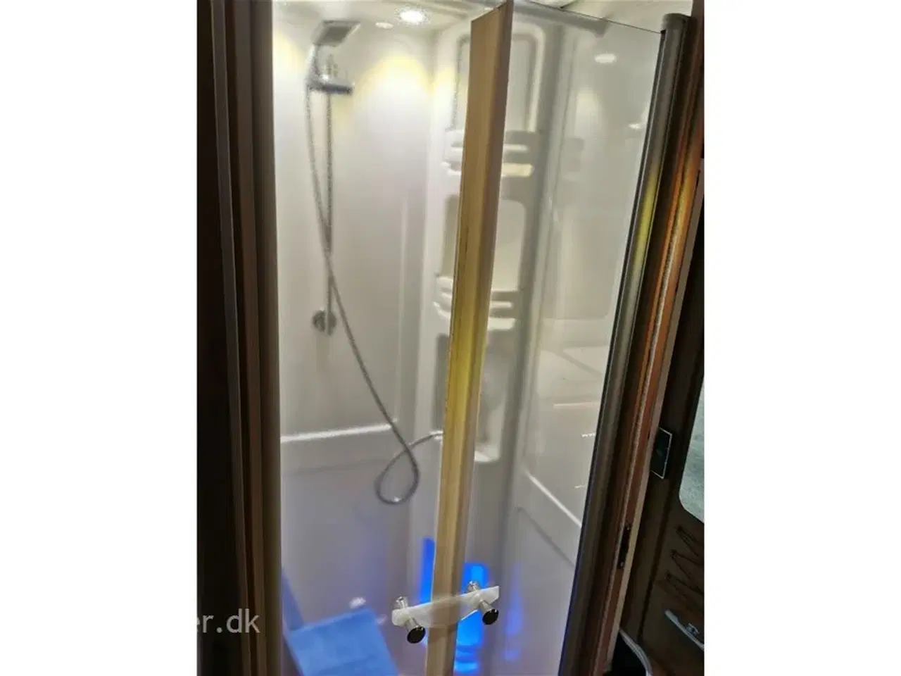 Billede 20 - 2018 - Hymer B 534 Hymermobil   MESSEPRIS kr. 824.900,- SPAR kr. 25.000,- Unik Hymermobil med stor siddegruppe i bag og masser af udstyr. 3500 kg og køres på lille kørekort