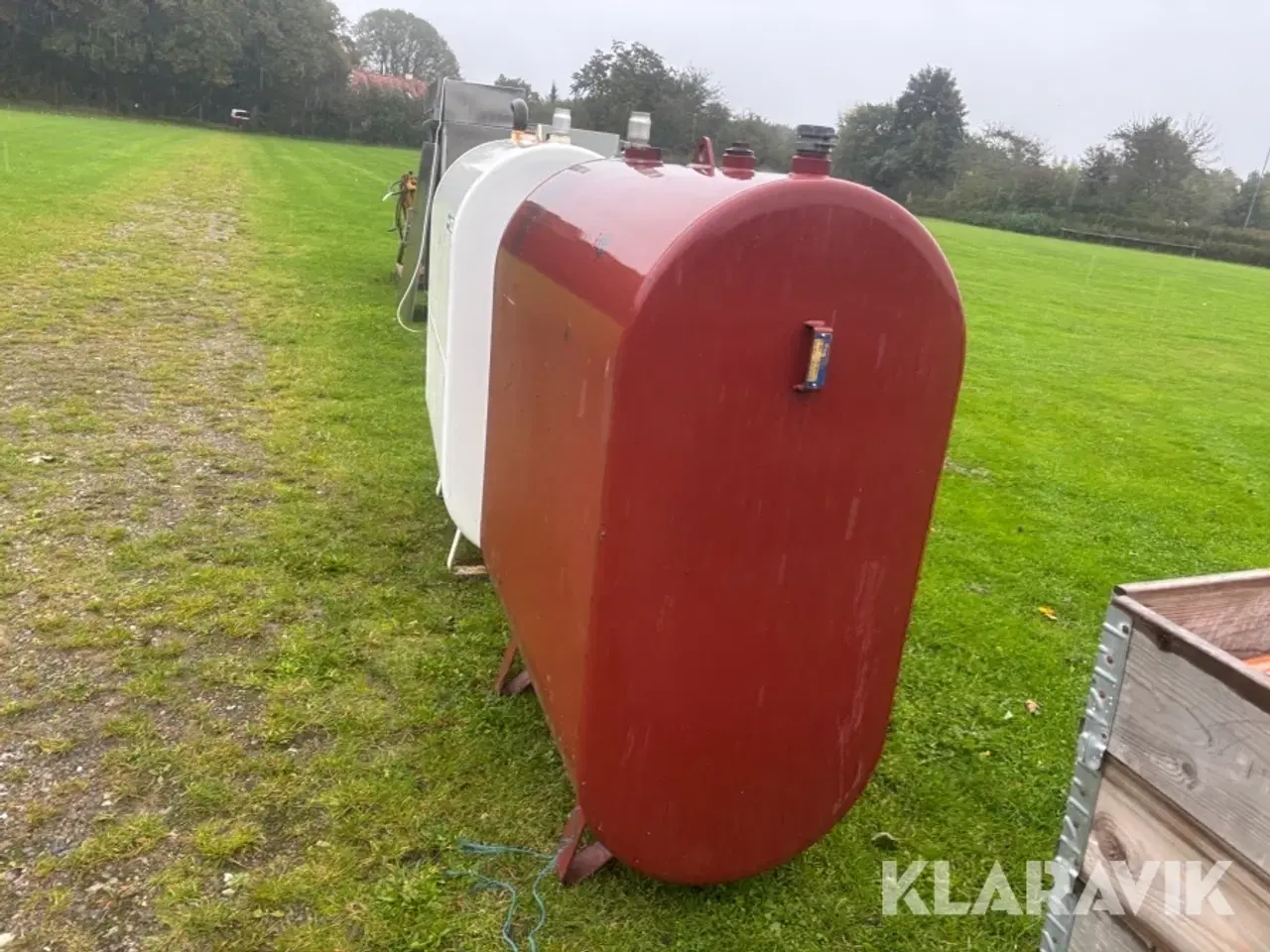 Billede 2 - Dieseltanke Roux 1200 liter 2 styk