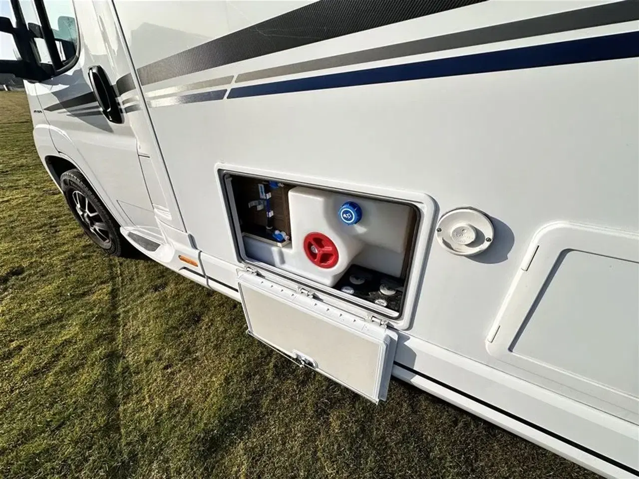 Billede 21 - 2021 - Knaus Van TI 650 MEG "Vansation"   Velholdt Autocamper med enkeltsenge og automatgear.