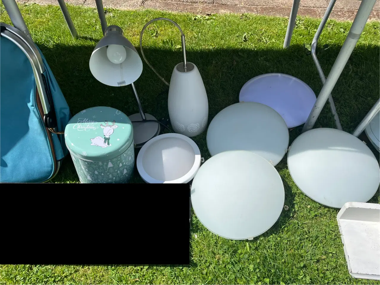 Billede 6 - Et lille loppemarked sælges