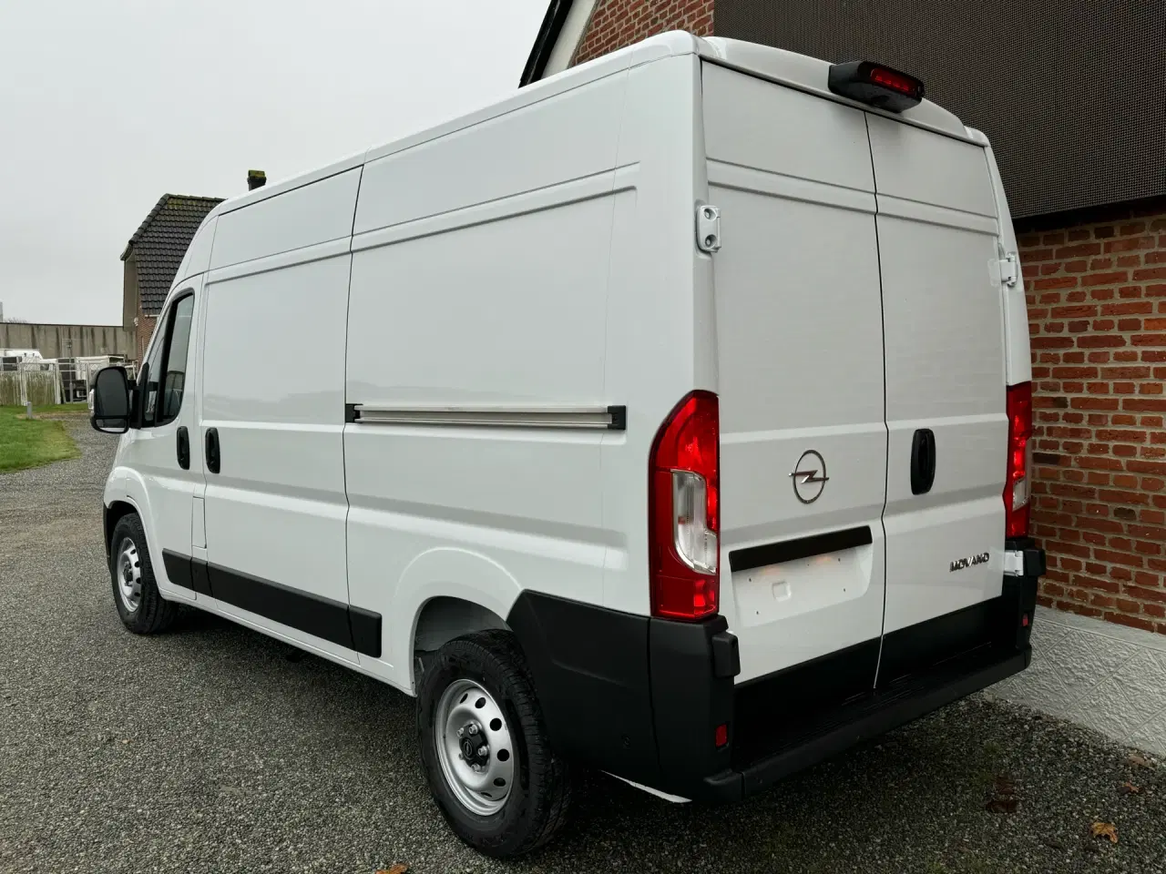 Billede 4 - Opel Movano XE Van Van Movano XE Van 35 L2H2 BHDi 140 A8 2.2 BlueHDi 140 Aut L2H2 Aut Automatisk