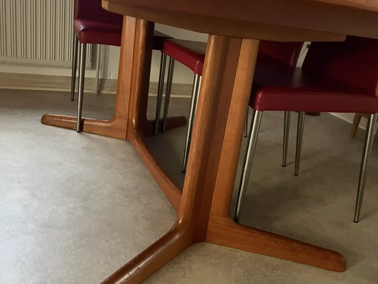 Billede 3 - Spisebord i teaktræ