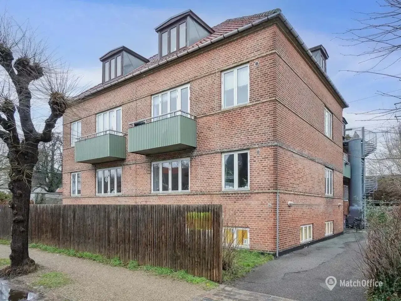 Billede 9 - Rummeligt lagerlejemål i Vanløse