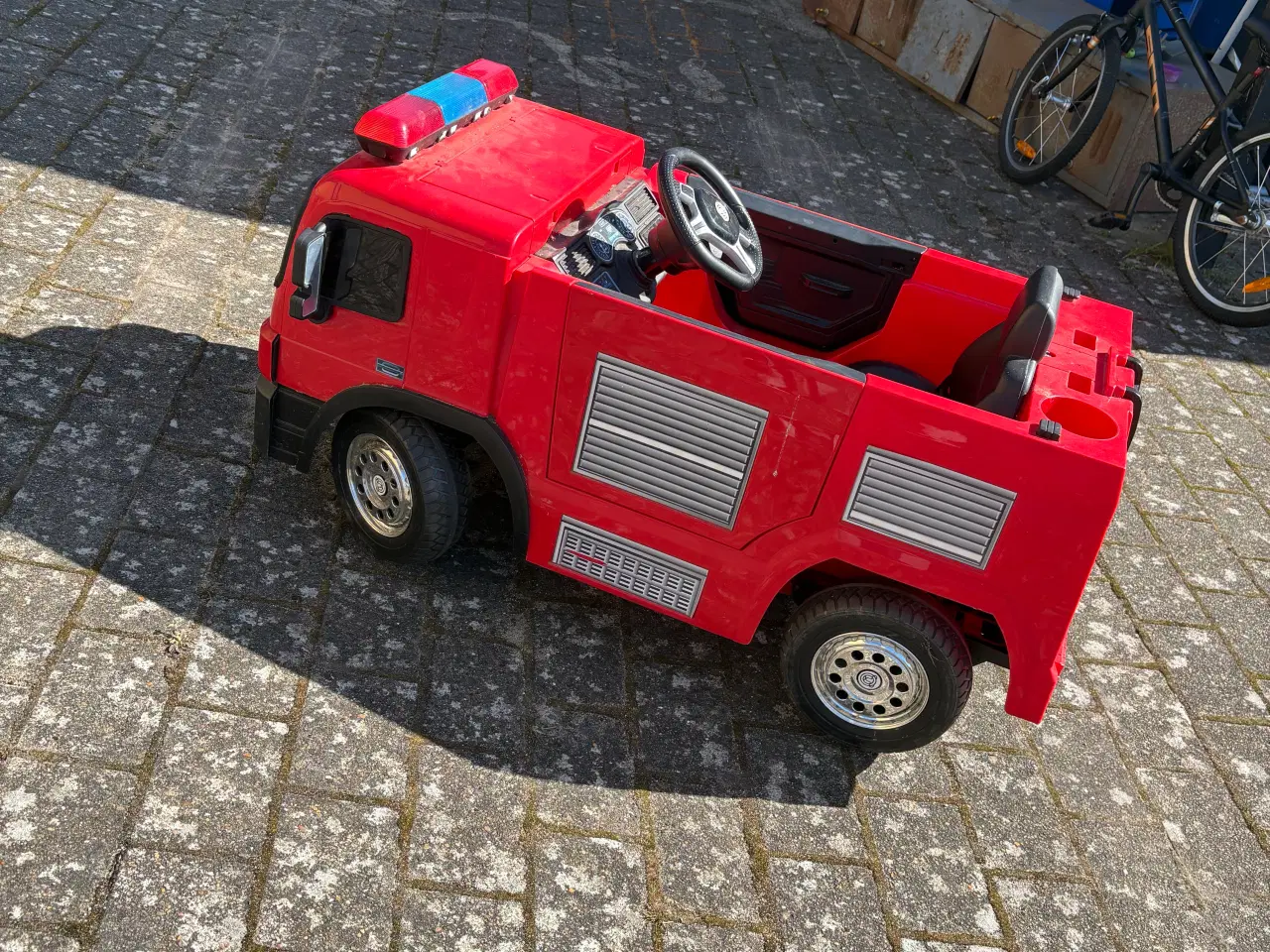 Billede 3 - El brandbil til børn