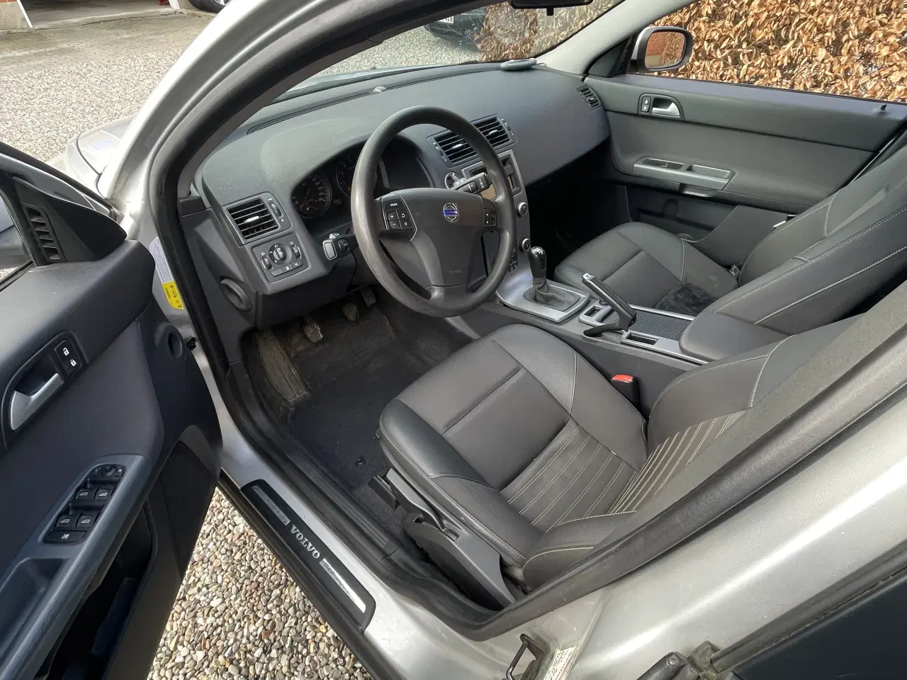 Billede 5 - Nysynet pæn Volvo v50 1.8 Benzin