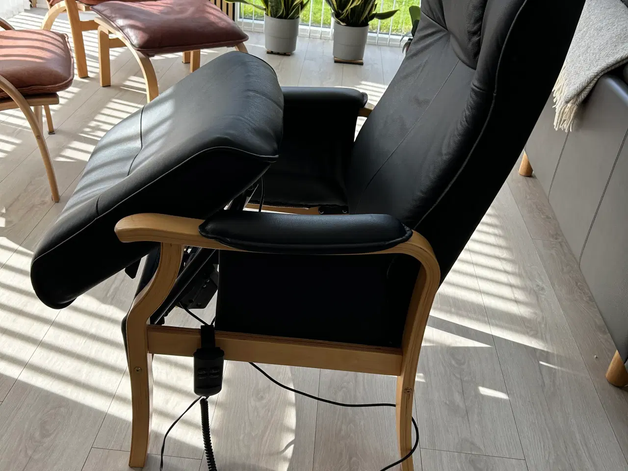 Billede 5 - Otiumstol med sædeløft (Nordic Easy Chair)