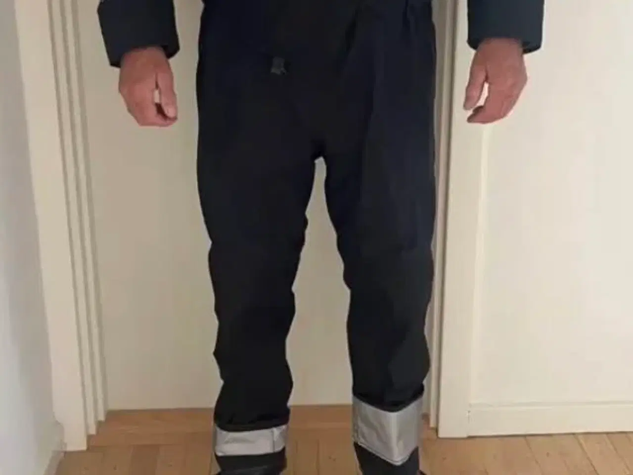 Billede 3 - Tørdragt inkl bamsedragt (inderdragt)