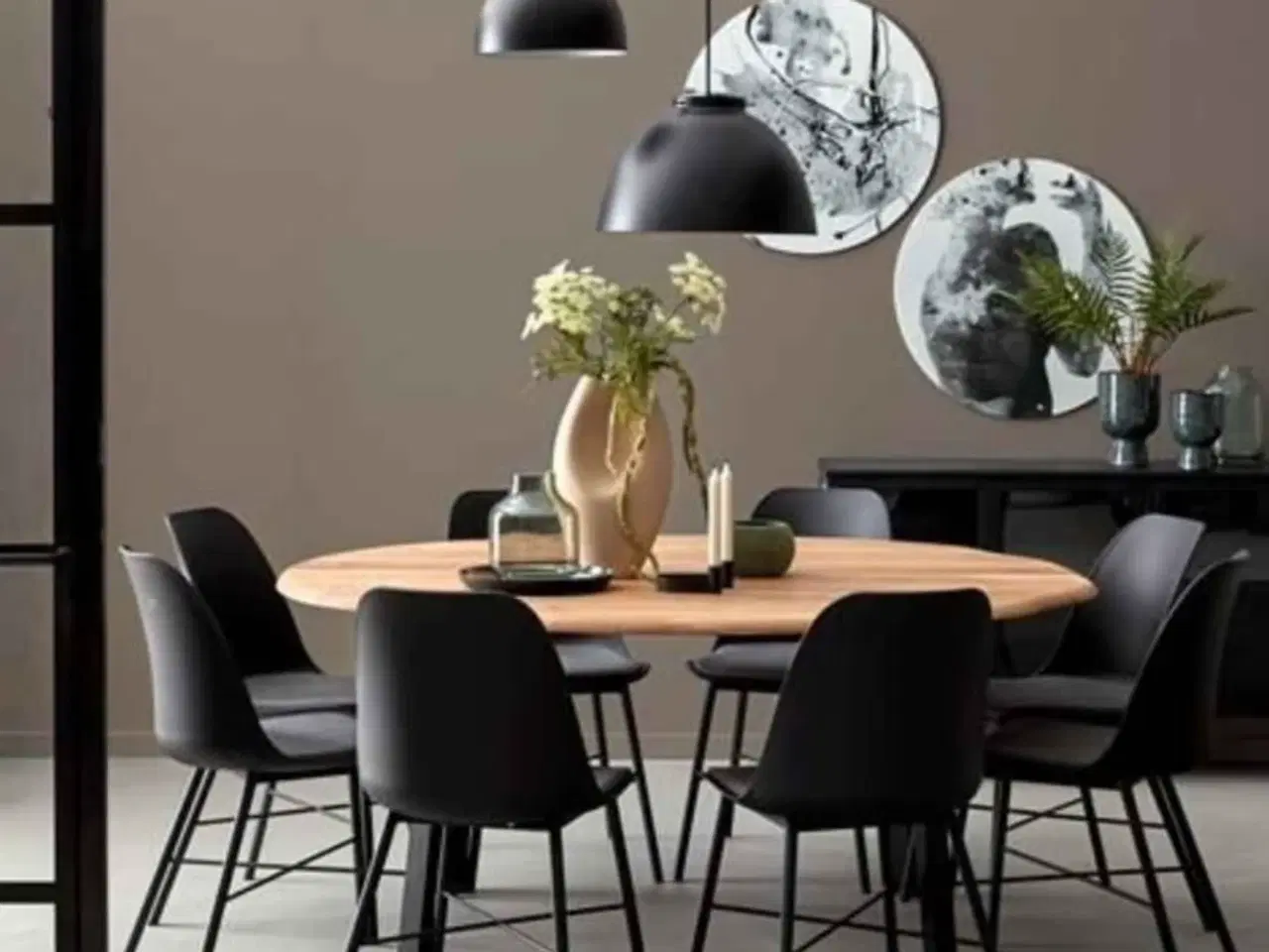 Billede 2 - Rundt spisebord True Ø160 cm. 