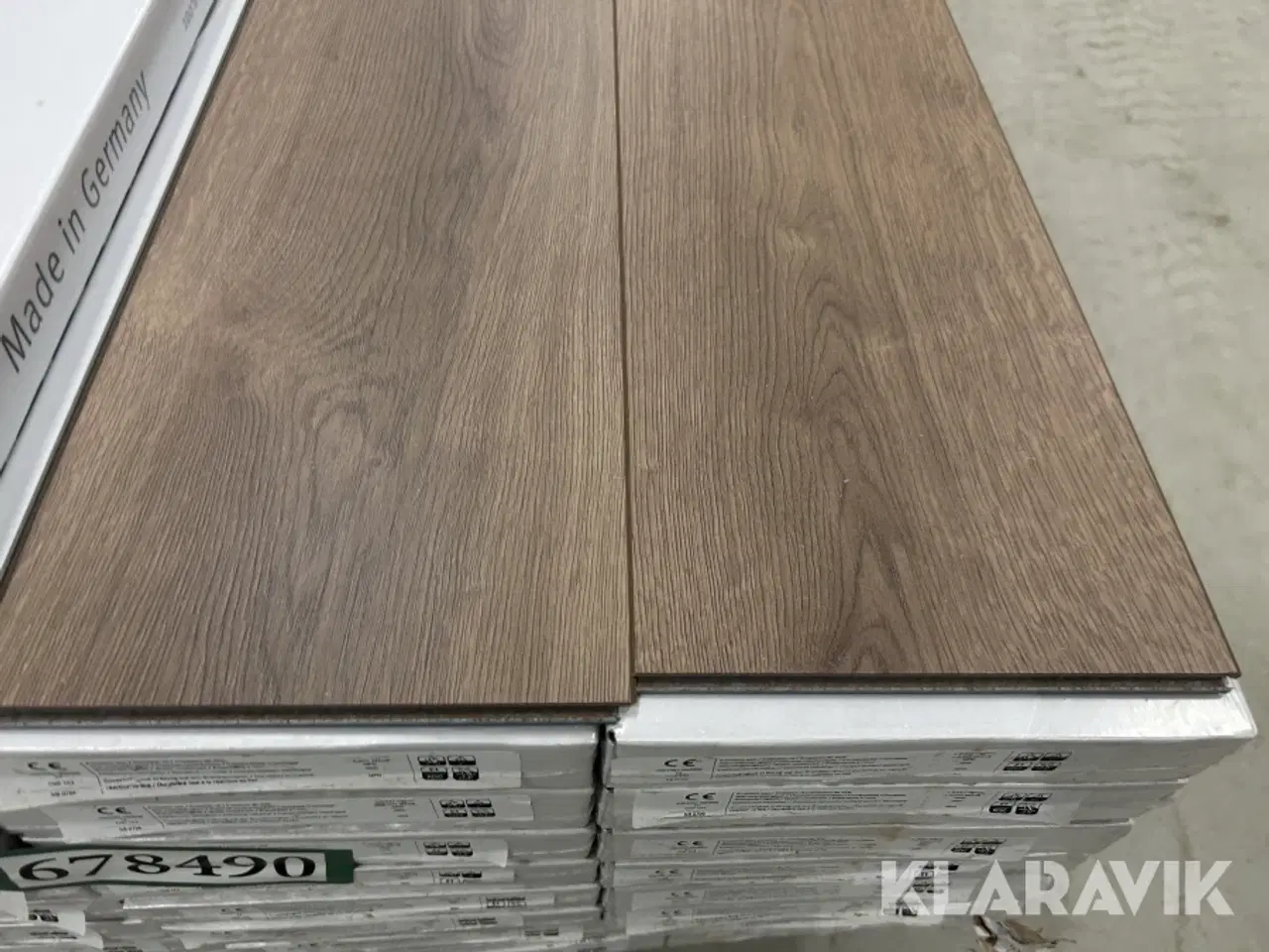 Billede 2 - SPC-gulv Design Boden VE44 Eiche Kalmar røget 99 m2