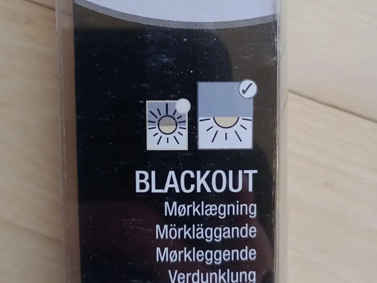 Billede 2 - Debel mørklægnings rullegardin, uåbnet. 