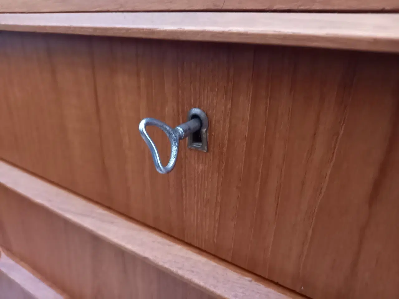 Billede 5 - TEak kommode