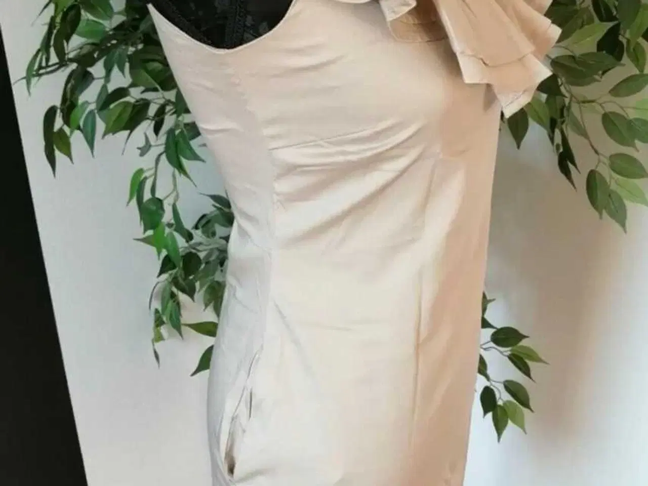 Billede 3 - Kjole. Kelly. XS/34