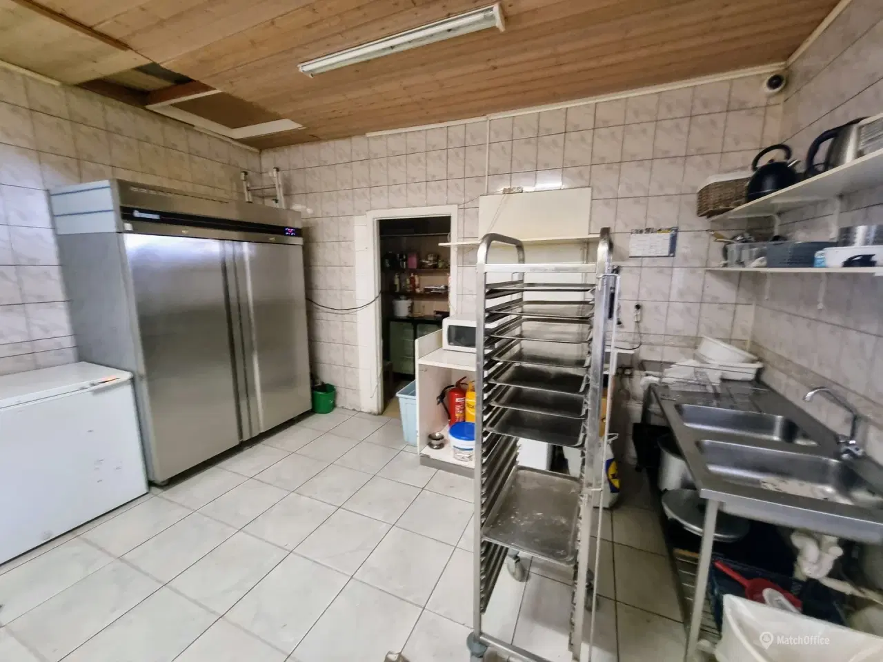 Billede 8 - God omsætning og indtjening - igangværende forretning i egen ejendom