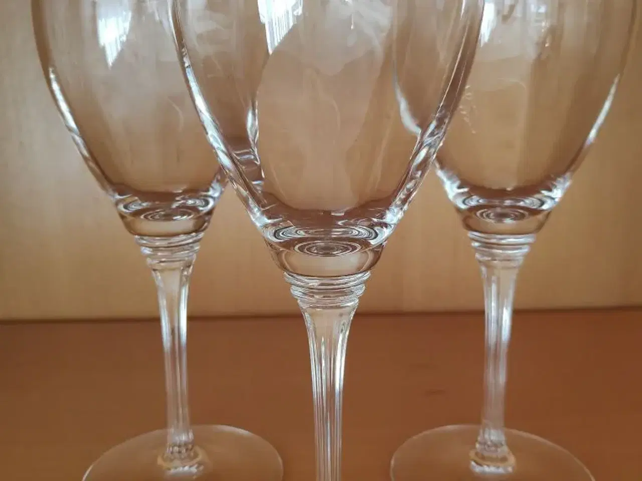 Billede 1 - 3 flotte krystal vinglas