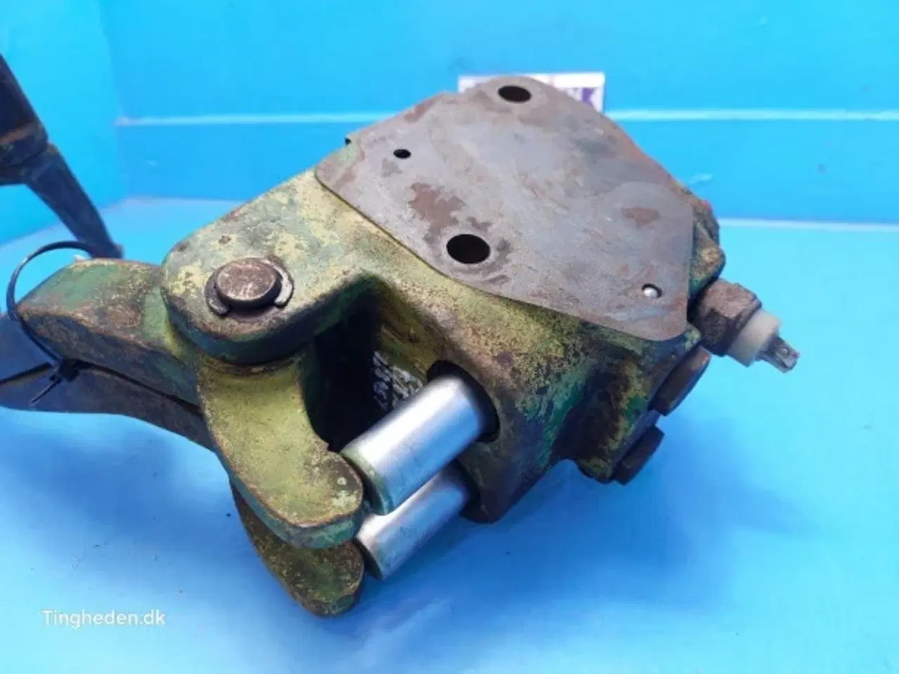 Billede 4 - John Deere 2040 Bremseventil AR53494