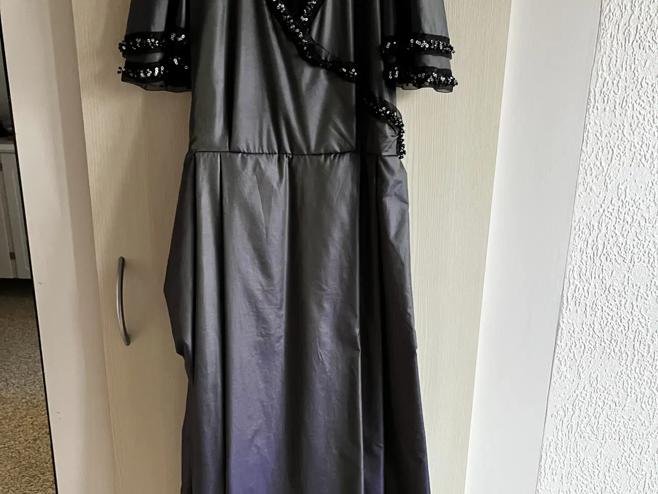 Billede 1 - Festkjole