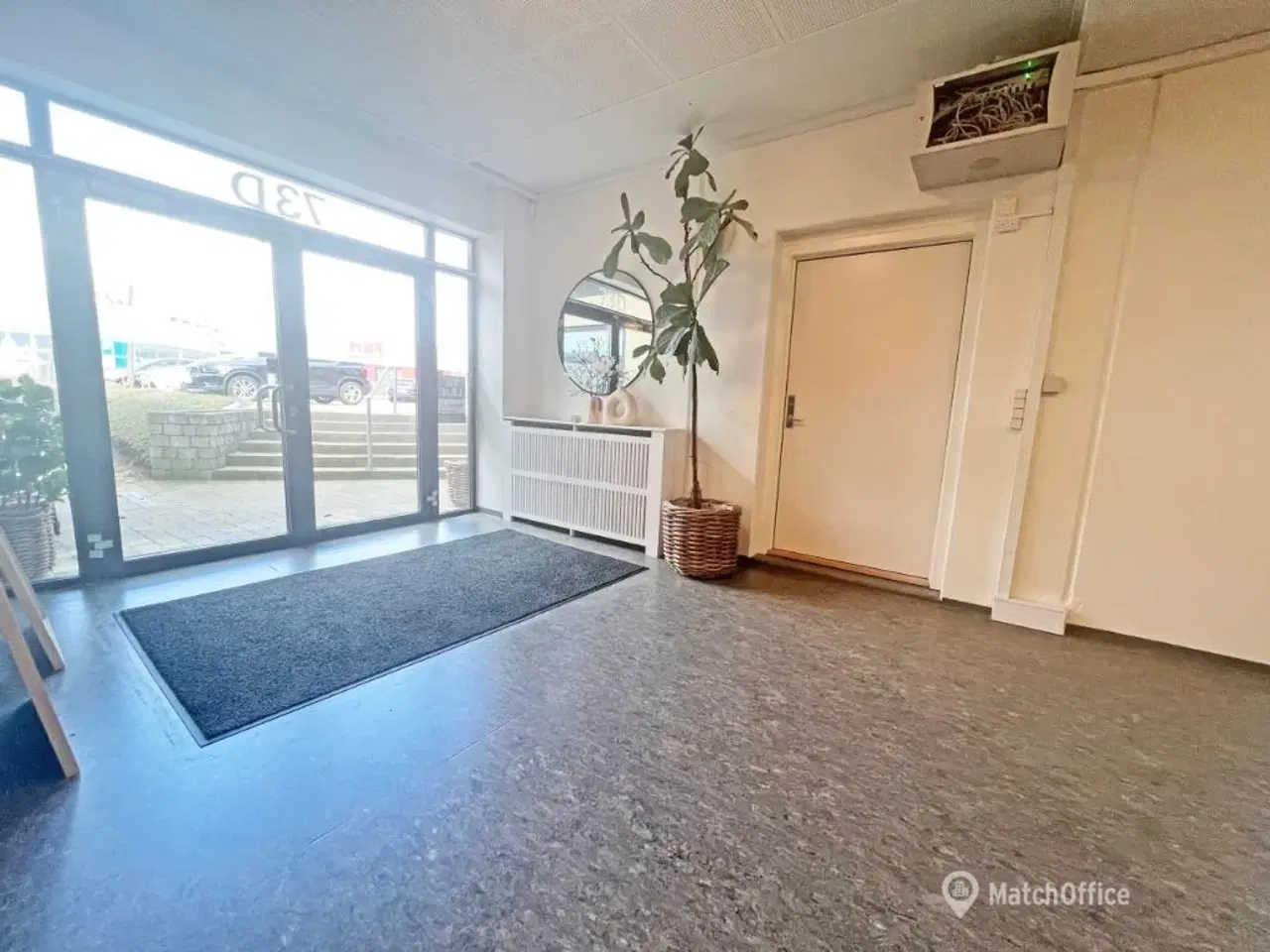 Billede 3 - Flotte og fleksible lokaler med stor synlighed mod Indre Ringvej - i alt ca. 660 kvm