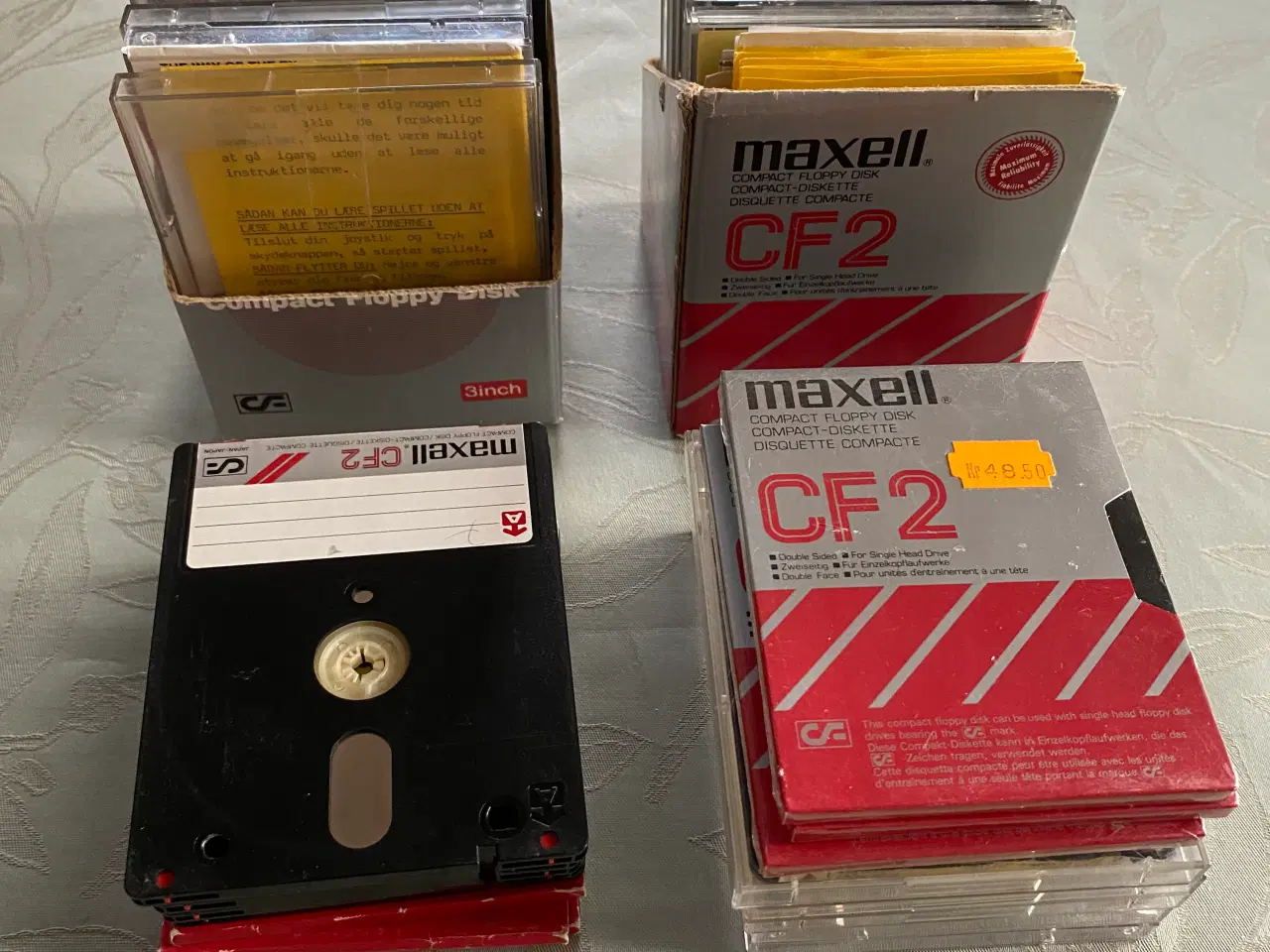 Billede 3 - 💾 Amstrad CPC 6128 Lot & Monitor – Defekt/Projekt