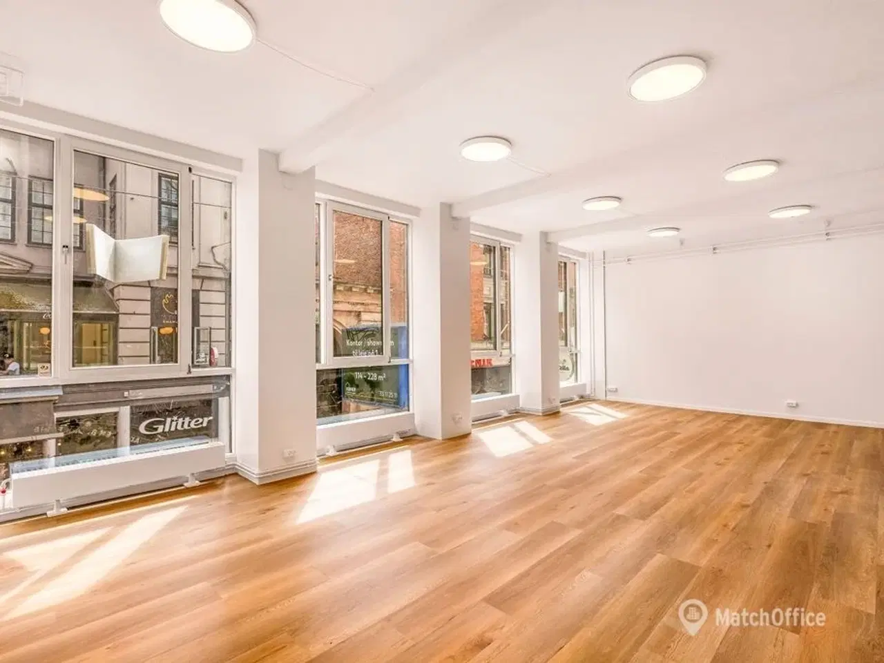 Billede 5 - INGEN BINDING - Lyst og indbydende kontorlejemål på Strøget på 114 m²