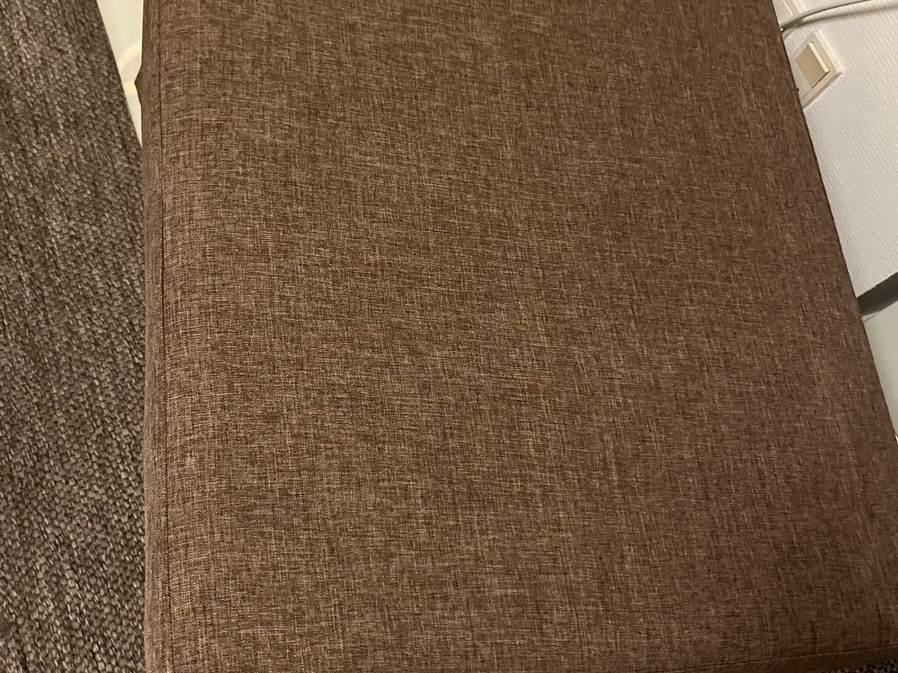 Billede 3 - taburet/puf med opbevaring