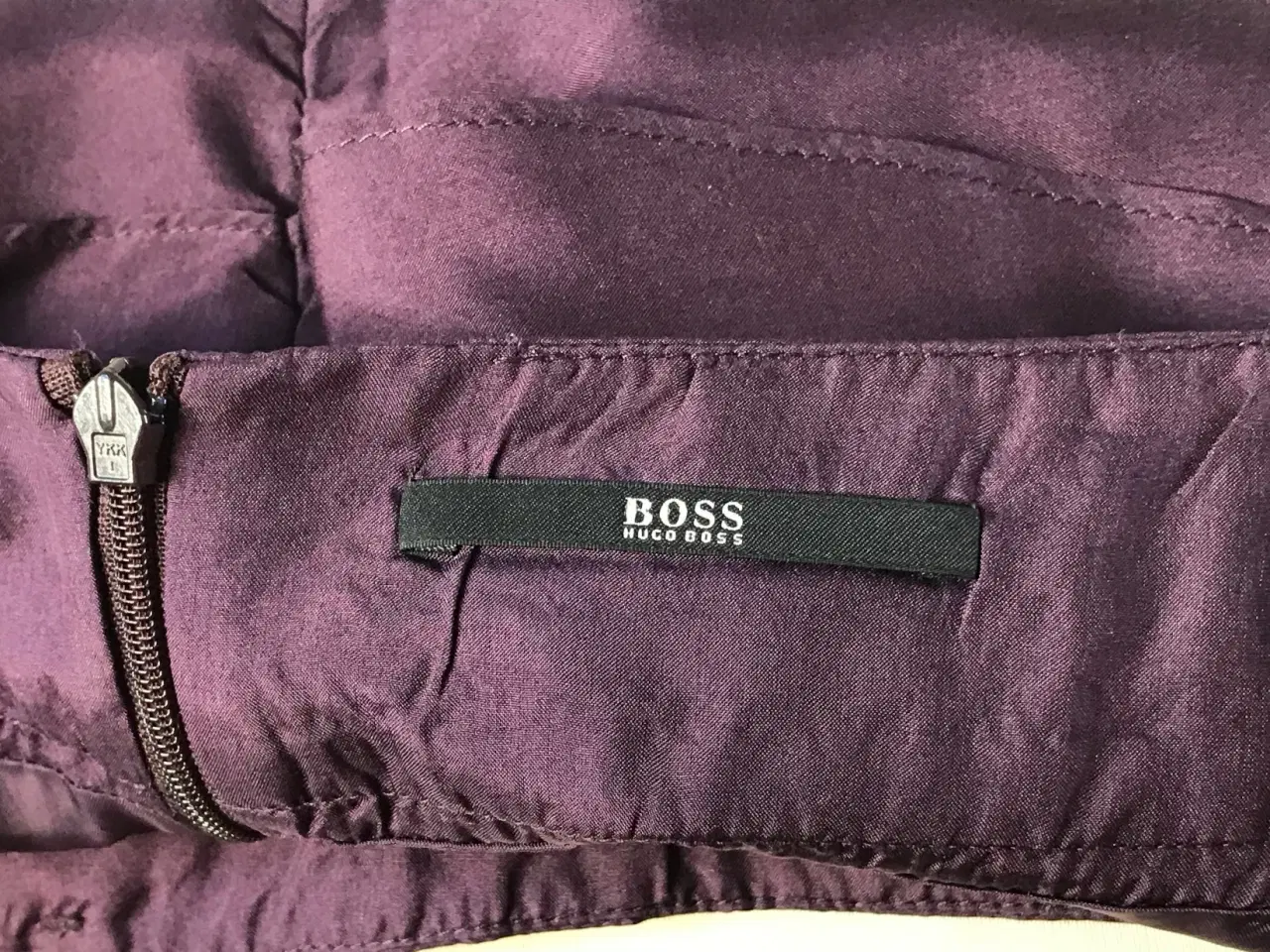 Billede 4 - Hugo Boss, nederdel, str 40