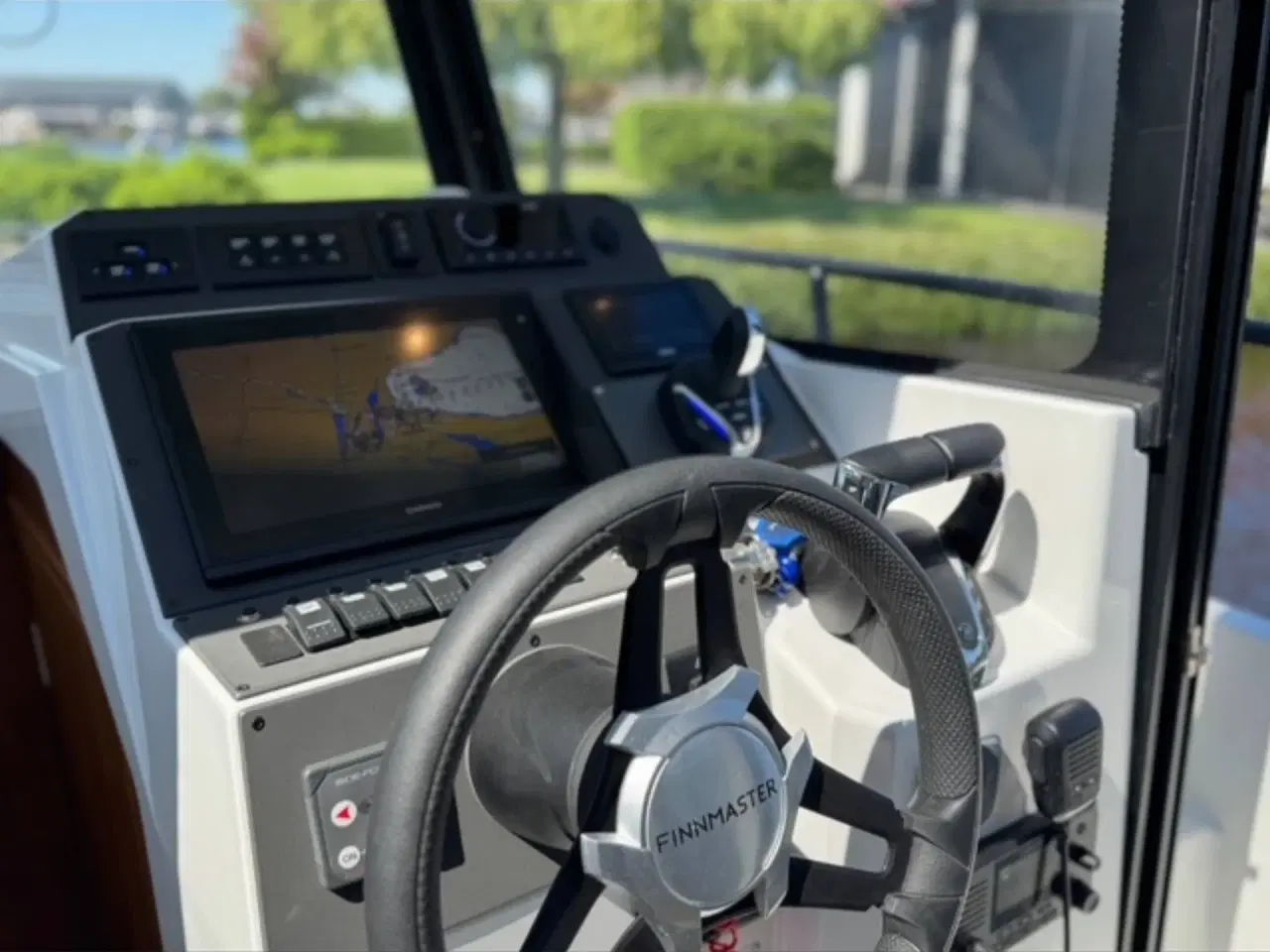 Billede 23 - Finnmaster Pilot 8 - 2 X F200 Yamaha/Udstyr