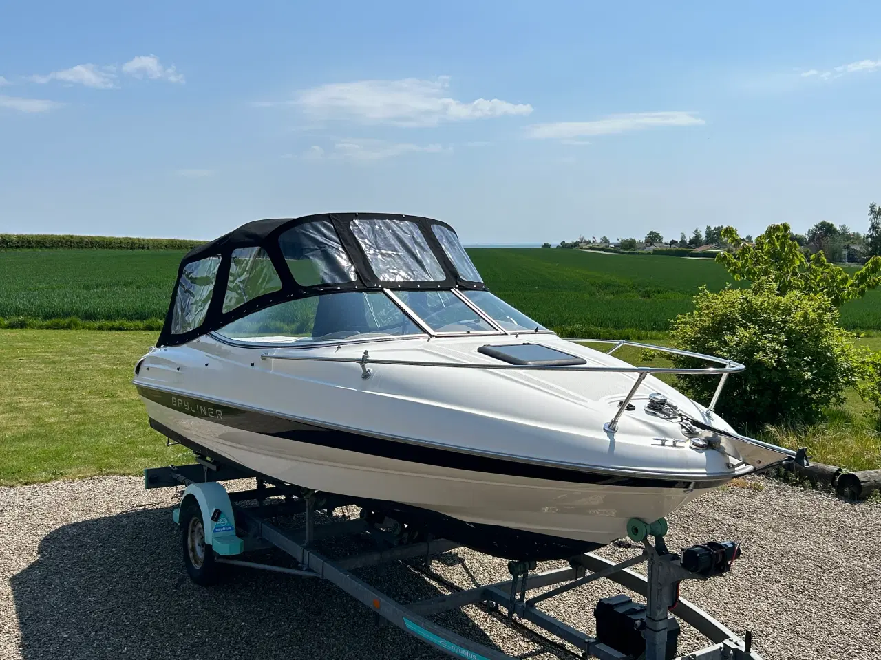 Billede 1 - Bayliner 2052LX Capri Daycruiser