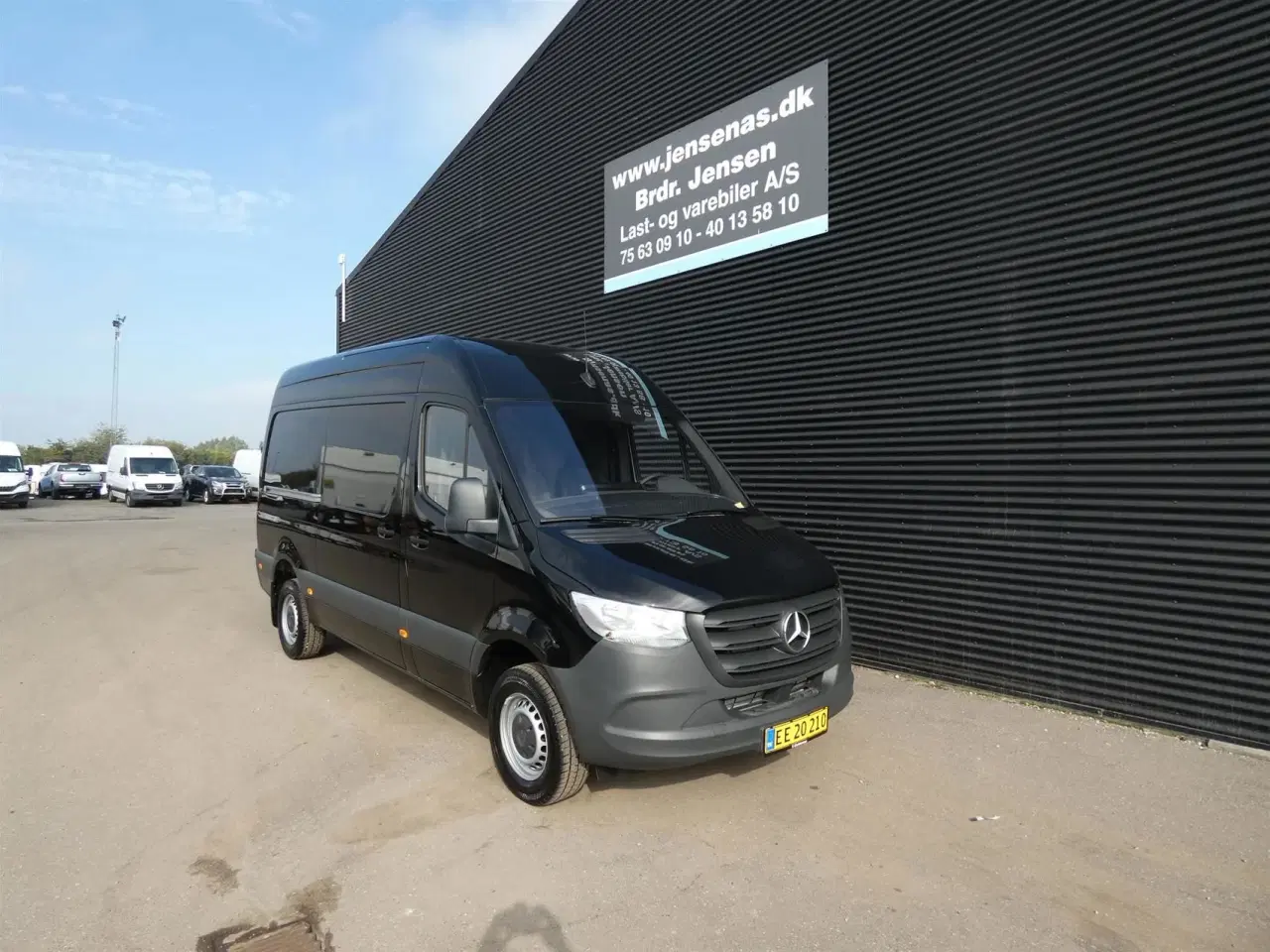 Billede 1 - Mercedes-Benz Sprinter 317 2,0 CDI A2 H2 RWD 9G-Tronic 170HK Van Aut.