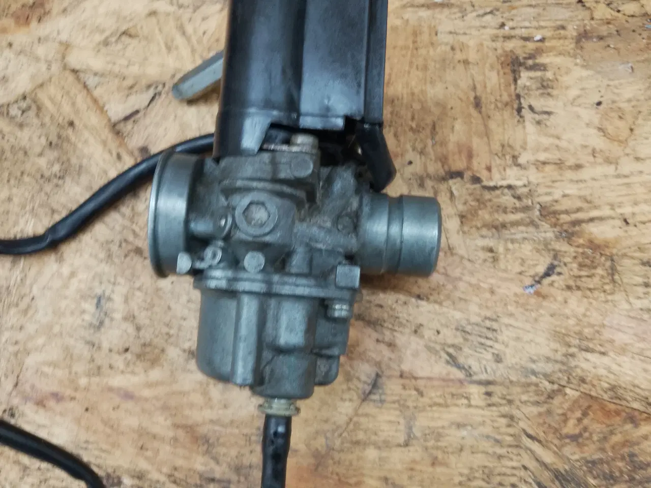 Billede 3 - Original karburator fra yamaha jog r    