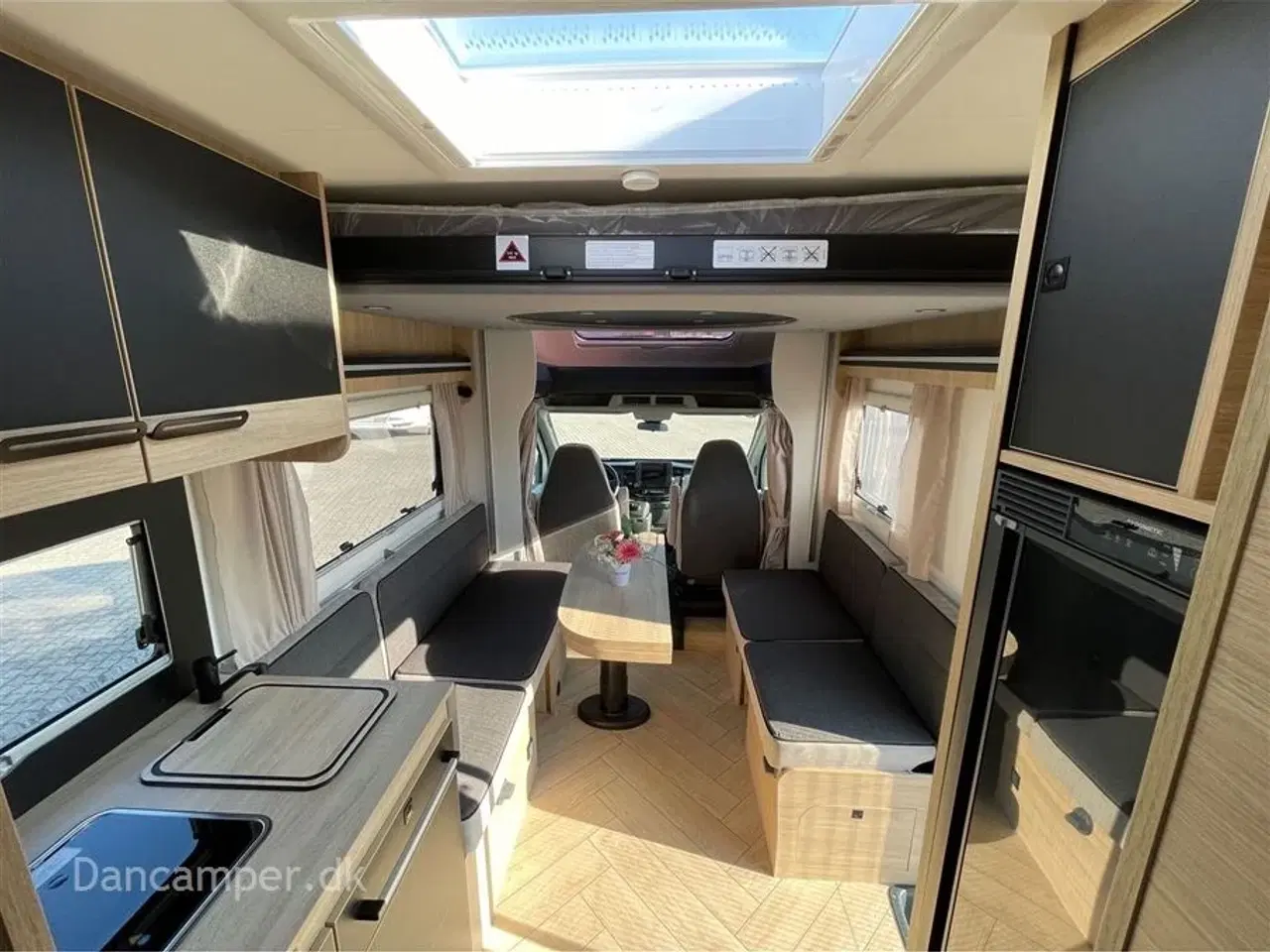 Billede 8 - 2026 - Chausson 720 Chausson 720 Titanium Line, 165 Hk, 8-trins aut.gear, adaptiv fartpilot