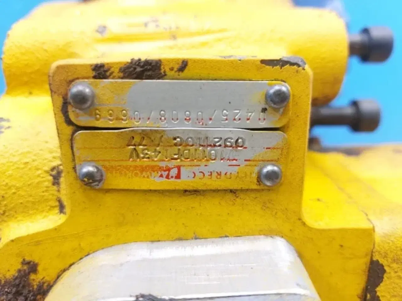 Billede 3 - Hanomag 44C  Ventilblok 2951934M91